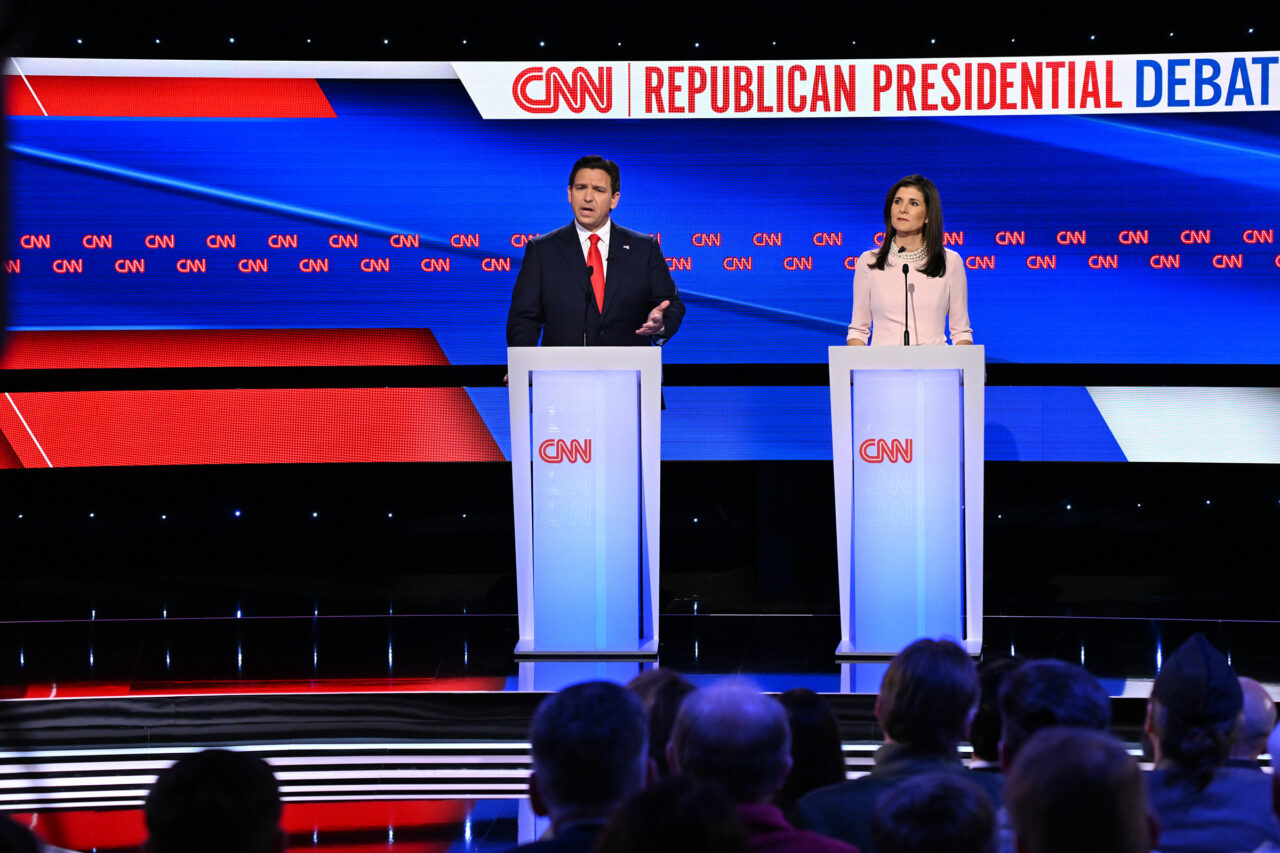 debate-1280x853.jpg