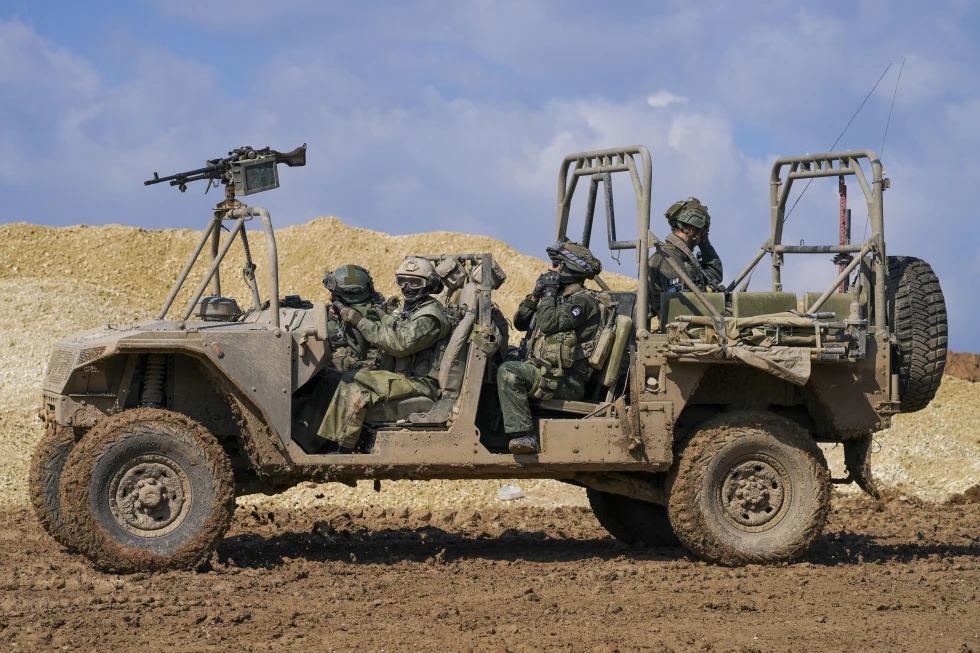 Israeli-soldiers-Gaza.jpg
